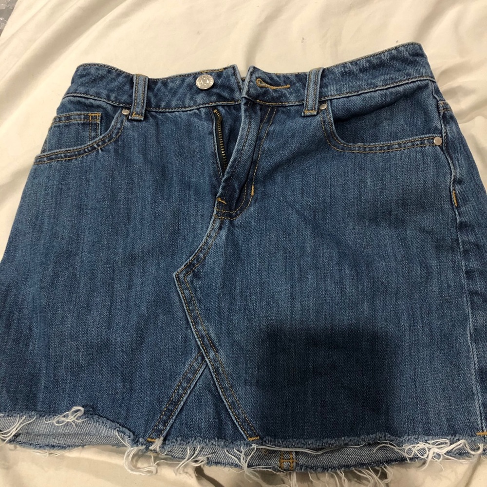pacsun denim skirt! size 23